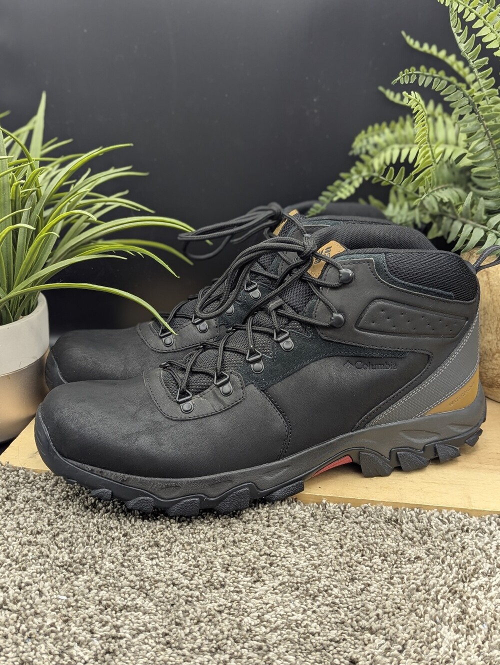 Columbia Newton Ridge Plus II Mens Size 16 Waterproof Hiking Boots
